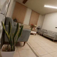 منشی مطب پزشکی