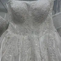 لباس عروس در حد نو دکلته دو بندی دامن ساتن شاین|لباس|شیراز, قصرالدشت|دیوار