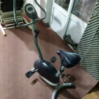دوچرخه ثابت ورزشی