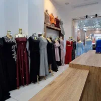 فروشنده لباس مجلسی