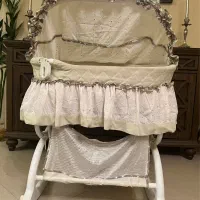 گهواره نوزاد|تخت و صندلی بچه|تهران, قزل قلعه|دیوار