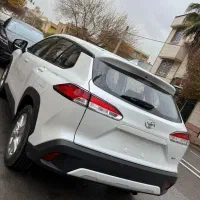 تویوتا کرولا کراس هیبرید 2025