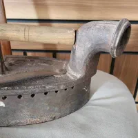 اتوی ذغالی قدیمی
