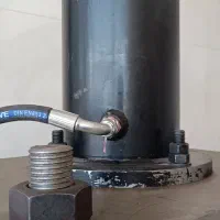 پرس هیدرولیک چهار ستون ۱۰۰ تن|ماشینآلات صنعتی|سراب, |دیوار