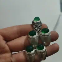 انگشتر عقیق سبز و تسبیح قدیمی