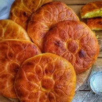 فطیر و انواع کیک و شیرینی خونگی