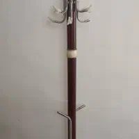 چوب لباسی ایستاده