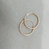 گوشواره ۷۳۰ سوت ۱۵۰ بالا تابلو فاکتور دارد