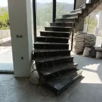 انجام نصب کاشی و سرامیک و سنگ و خورده کاری