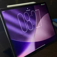 ایپد پرو ۱۲ اینچ . ۲۰۲۲ . ۲۵۶gb . 5g