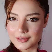 میکاپ و خدمات زیبایی|خدمات آرایشگری و زیبایی|رشت, جهاد|دیوار