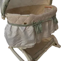 گهواره و تشک بازی خارجی ، بسیار تمیز|اسباب و اثاث بچه|مشهد, سجاد شهر|دیوار