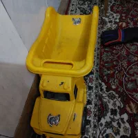 کامیون اسباب بازی