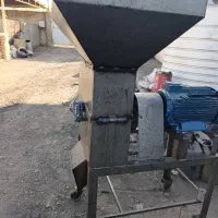 آسیاب تیغه ایی در حد نو در خرامه