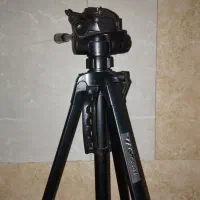سه پایه دوربین عکاسی
