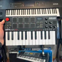 میدی کنترولر