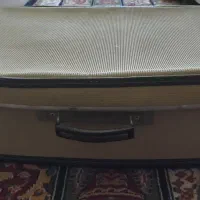 چمدان قدیمی نوستالژی و گلدان سفالی|کلکسیون اشیاء عتیقه|ورامین, ورامین|دیوار