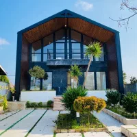 ویلا سوییسی تو دل جنگل ویو عاشقانه