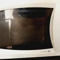 ماکروفر ال جی ۴۰ لیتری اصل کره در حد نو