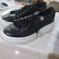 دو جفت کتونی سایز ۳۹|کیف، کفش، کمربند|اسلام‌شهر, شهرک قائمیه|دیوار