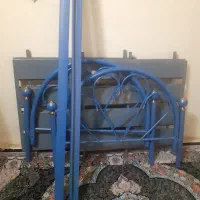 تخت خواب فلزی
