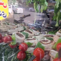 ۲کارگرساده جهت سالن کاری در جگرکی با جا خواب