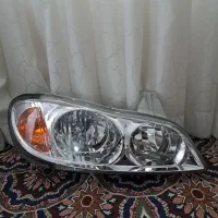 چراغ جلو ماکسیما سمت راست ایچیکو و جلو پنجره جنسیس