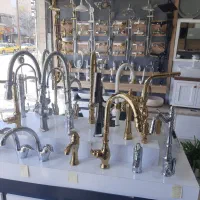 طرح تعویض شیرآلات و آبگرمکن کهنه بانو|لوازم سرویس بهداشتی|بروجرد, |دیوار