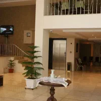 اجاره-900-متر-انبار-و-دفتر-به-همراه-جرثقیل-سقفی