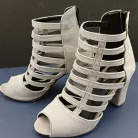 کفش پاشنه‌دار مجلسی