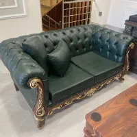 میز و مبل و صندلی کلاسیک اداری