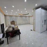 108متر واوان مجتمع ولیعصر طبقه اول