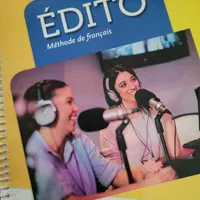 تدریس زبان فرانسه و ترجمه متون