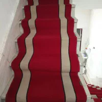 فرش راه پله 2طبقه بدون پارگی و تمیز