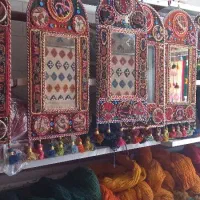 آینه سنتی زیبا