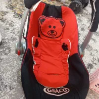 یک عدد کریر و کیسه خواب