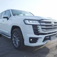 لندکروز2025