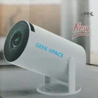 پروژکتور پرتابل با کیفیت 4K