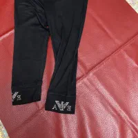 تعدادی لباس نو و یا در حد نو|لباس|کیش, |دیوار