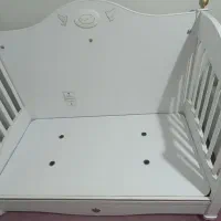 تخت نوزاد و کودک|تخت و صندلی بچه|کرج, شهرک جهان‌نما|دیوار