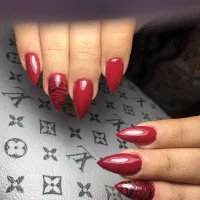 کلیه خدمات ناخن«انواع کاشت.مانیکور»