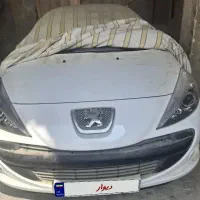 ۲۰۷ سقف شیشه ای