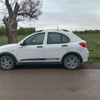 کوئیک R مدل ۱۴۰۰ بی‌رنگ و تمیز