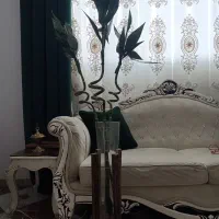 گل بامبو به همراه گلدان و استند