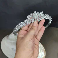 ساخت انواع تاج و ریسه های دستسازعروس