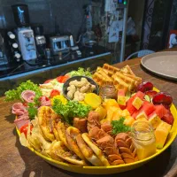 استخدام در کافه رستوران پیتزا زن