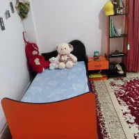 تخت‌‌یک‌نفر