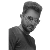 طراحی چهره سیاه قلم