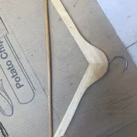 چوب لباسی خاص از جنس چوب