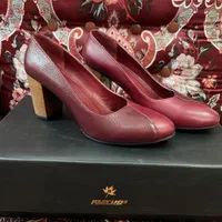 کفش برند نوین چرم رنگ زرشکی سایز۳7|کیف، کفش، کمربند|بندرعباس, |دیوار